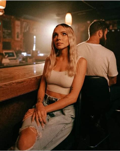 Danielle Bradbery (@daniellebradbery)